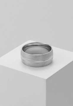 Brand new 👏 Icon Brand TRAIT BAND RING - Ring - Silver-coloured 🎉 -Icon Brand abe95761220f4dcb979ab9e16a36824f